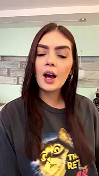 AliceRitter online show from July 2026 03:33:02 AM