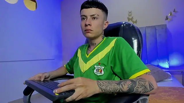 Nascary Fox online show from March 2026 08:05:01 PM