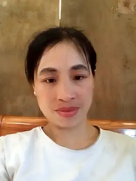 misa 00 online show from April 2026 04:37:01 AM