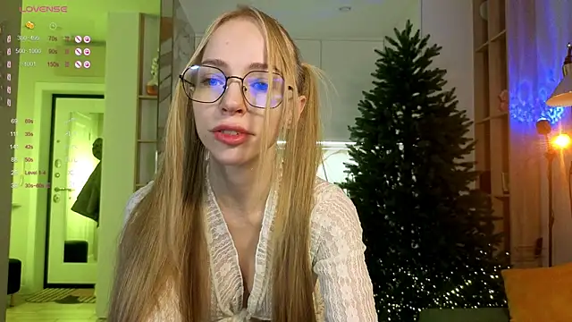 BritaKiss online show from November 2025 02:17:02 AM