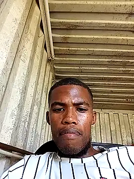 Basslanie online show from December 2025 11:30:02 AM