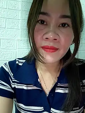 Singlemom69x online show from December 2025 01:54:02 AM