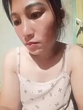 YAYAA-502 online show from April 2026 01:05:02 PM