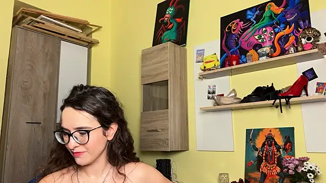 dreamin blaze online show from October 2025 07:30:02 AM