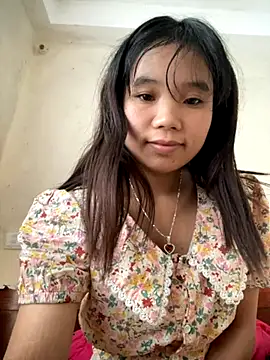 Ngoc-bbi online show from November 2025 04:44:02 AM