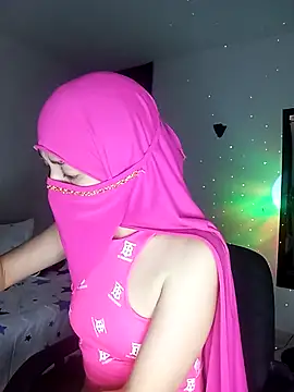 Snapshot of Eyad__H chatting on November 2025 10:09:02 PM Eyad H online show from November 2025 10:09:02 PM