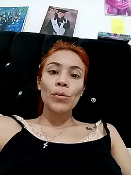 Snapshot of dulcelatin21 chatting on September 2025 05:02:01 PM dulcelatin21 online show from September 2025 05:02:01 PM