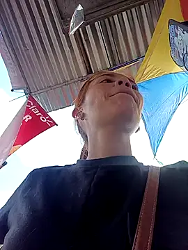 Snapshot of dulcelatin21 chatting on October 2025 07:09:02 PM dulcelatin21 online show from October 2025 07:09:02 PM