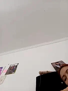 Snapshot of dulcelatin21 chatting on October 2025 02:30:02 PM dulcelatin21 online show from October 2025 02:30:02 PM