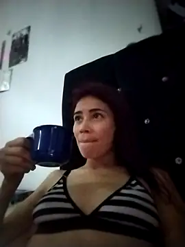 Snapshot of dulcelatin21 chatting on November 2025 04:03:01 PM dulcelatin21 online show from November 2025 04:03:01 PM