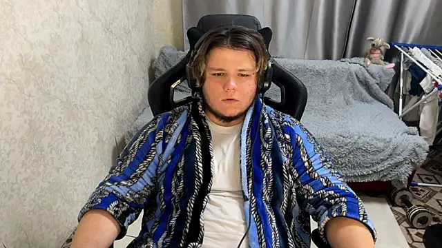 Snapshot of desiredude9 chatting on September 2025 05:12:02 PM desiredude9 online show from September 2025 05:12:02 PM