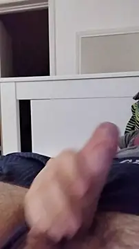 NewJoiner online show from November 2025 06:18:02 PM