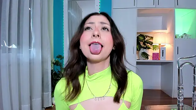 Snapshot of MilenaCrown chatting on February 2026 08:36:02 PM MilenaCrown online show from February 2026 08:36:02 PM