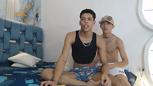 Snapshot of PRETTY_FEM chatting on January 2026 06:46:02 PM PRETTY FEM online show from January 2026 06:46:02 PM