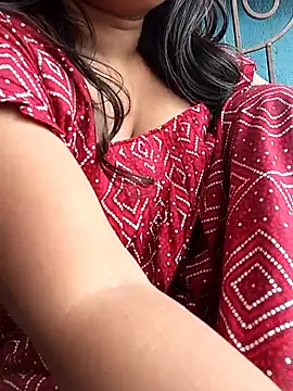 Snapshot of Aaradhya_Sharma chatting on October 2025 10:16:01 AM Aaradhya Sharma online show from October 2025 10:16:01 AM