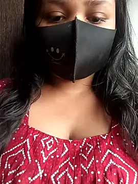 Snapshot of Aaradhya_Sharma chatting on October 2025 08:29:02 AM Aaradhya Sharma online show from October 2025 08:29:02 AM