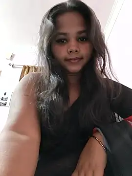 Snapshot of Aaradhya_Sharma chatting on February 2026 06:12:01 PM Aaradhya Sharma online show from February 2026 06:12:01 PM