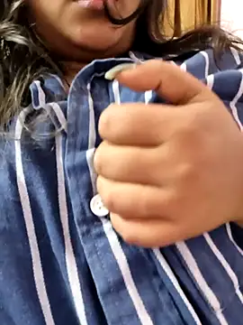 Snapshot of Aaradhya_Sharma chatting on February 2026 06:14:01 PM Aaradhya Sharma online show from February 2026 06:14:01 PM