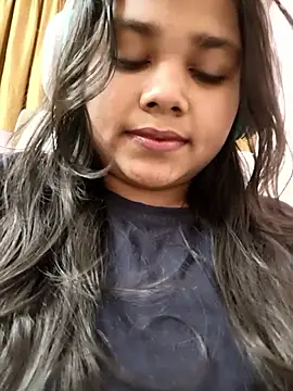 Snapshot of Aaradhya_Sharma chatting on February 2026 08:16:01 PM Aaradhya Sharma online show from February 2026 08:16:01 PM