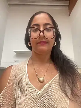 Snapshot of Jessyivonne chatting on October 2025 01:57:02 PM Jessyivonne online show from October 2025 01:57:02 PM