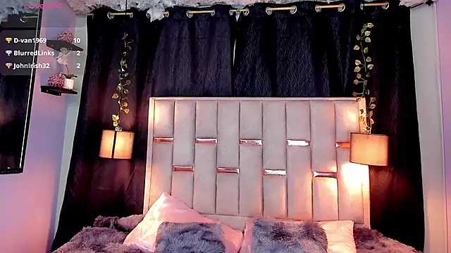 melody-rouss online show from October 2025 03:14:02 AM