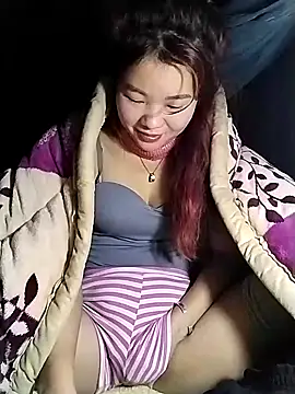 Snapshot of lylylove chatting on December 2025 08:16:02 PM lylylove online show from December 2025 08:16:02 PM