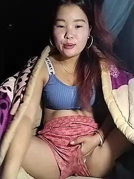 Snapshot of lylylove chatting on February 2026 12:38:02 AM lylylove online show from February 2026 12:38:02 AM