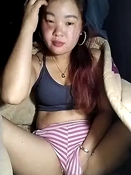 Snapshot of lylylove chatting on February 2026 01:56:02 AM lylylove online show from February 2026 01:56:02 AM