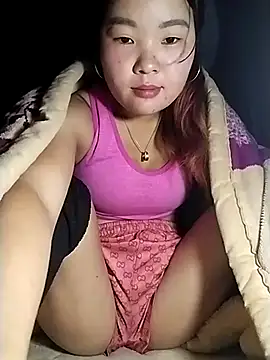 Snapshot of lylylove chatting on February 2026 12:53:02 AM lylylove online show from February 2026 12:53:02 AM