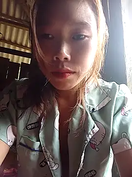 Ngocmi909 online show from November 2025 06:01:01 AM