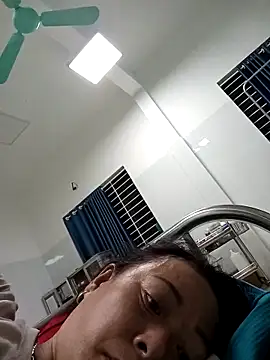 Snapshot of Sa2mh20 chatting on October 2025 06:31:01 PM Sa2mh20 online show from October 2025 06:31:01 PM