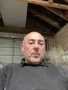 Richmcgee online show from March 2026 08:14:01 PM