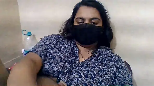 Vaani Singha online show from June 2026 07:05:01 PM