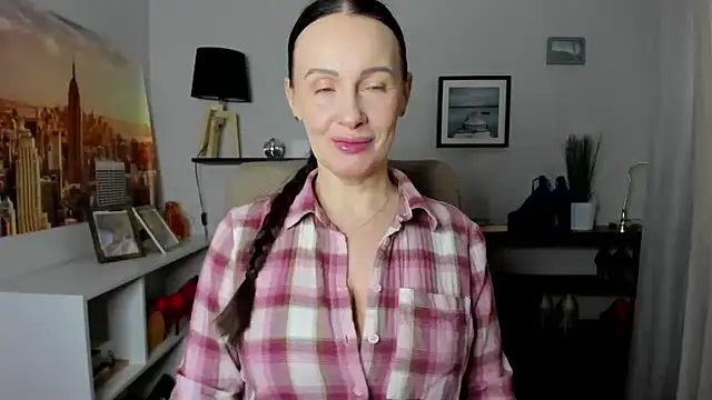 Snapshot of Velvet_Jasmine chatting on March 2026 06:31:02 AM Velvet Jasmine online show from March 2026 06:31:02 AM