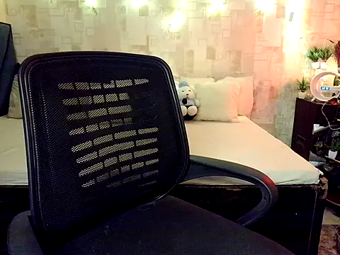 Snapshot of fairy_princess chatting on October 2025 09:01:01 PM fairy princess online show from October 2025 09:01:01 PM