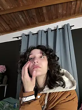 TeensNews18 online show from April 2026 11:32:02 PM