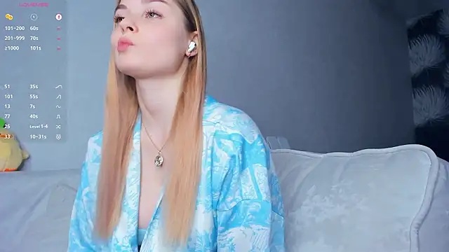 Snapshot of hidden_charm chatting on February 2026 04:07:02 PM hidden charm online show from February 2026 04:07:02 PM