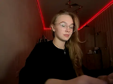 Snapshot of bellameow88 chatting on September 2025 11:45:01 AM bellameow88 online show from September 2025 11:45:01 AM