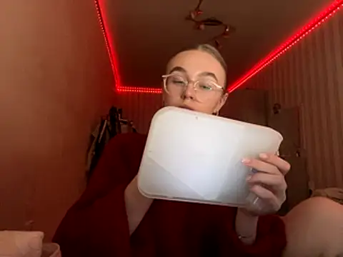 Snapshot of bellameow88 chatting on October 2025 04:09:01 PM bellameow88 online show from October 2025 04:09:01 PM