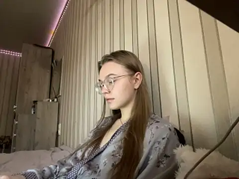 Snapshot of bellameow88 chatting on November 2025 03:28:01 AM bellameow88 online show from November 2025 03:28:01 AM