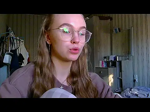 Snapshot of bellameow88 chatting on November 2025 08:53:02 AM bellameow88 online show from November 2025 08:53:02 AM