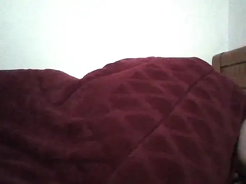 Snapshot of Mainay0033 chatting on October 2025 04:47:02 PM Mainay0033 online show from October 2025 04:47:02 PM