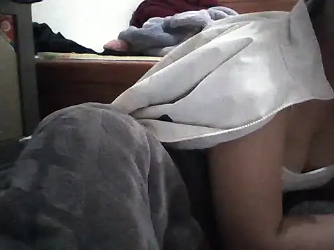 Snapshot of Mainay0033 chatting on November 2025 02:18:02 PM Mainay0033 online show from November 2025 02:18:02 PM