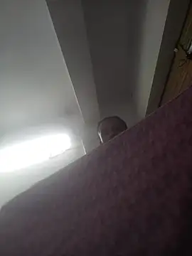 sexy and hot 1 online show from February 2026 07:01:01 PM