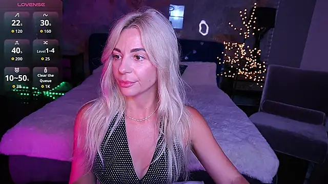 BellaRayyy online show from May 2026 07:52:02 PM