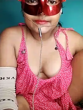 Snapshot of mimi87hoty chatting on November 2025 07:35:02 PM mimi87hoty online show from November 2025 07:35:02 PM