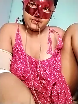 Snapshot of mimi87hoty chatting on November 2025 05:45:02 PM mimi87hoty online show from November 2025 05:45:02 PM