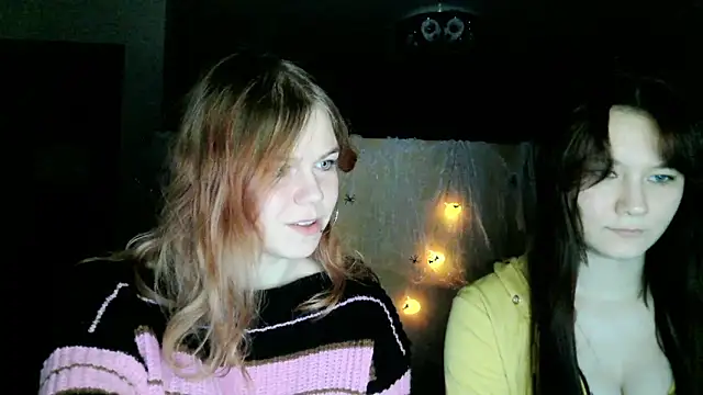 Poppy sun online show from November 2025 04:53:01 PM