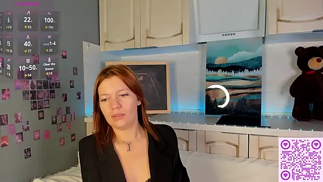 Snapshot of BattyBaker chatting on September 2025 01:27:02 AM BattyBaker online show from September 2025 01:27:02 AM