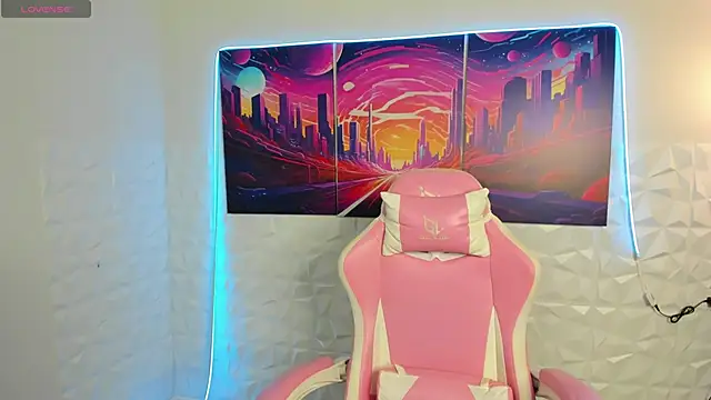 Snapshot of BattyBaker chatting on October 2025 02:14:02 AM BattyBaker online show from October 2025 02:14:02 AM